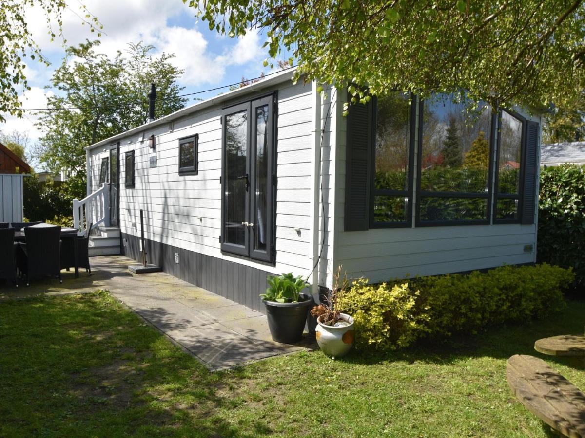Cozy Chalet For 5P With Garden In A Lovely Area Near Goedereede Kültér fotó